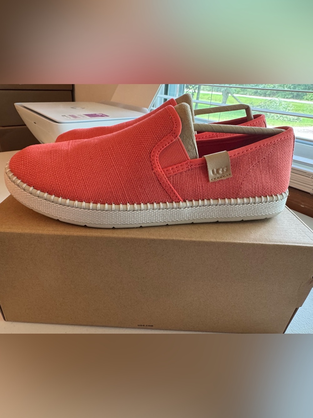 UGG Coral Canvas Luciah Slip-On, Size 10 Women’s. Brand New
